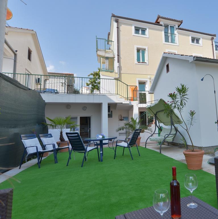 Solar Apartments Херцег-Новий Номер фото